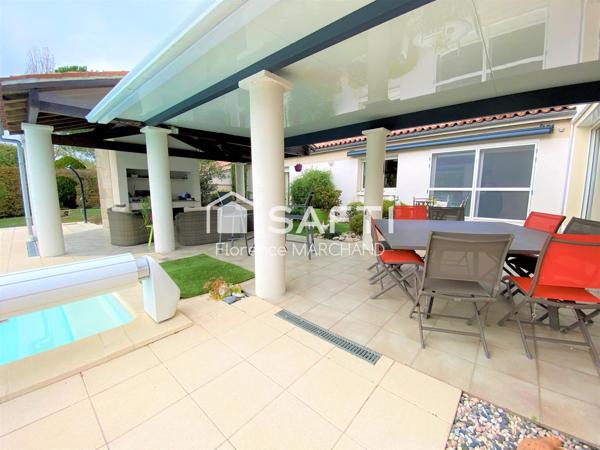 BELLE PROPRIÉTÉ 6 CH, LOGEMENT ANNEXE, PISCINE, PARC PAYSAGÉ