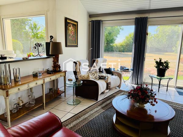 BELLE PROPRIÉTÉ 6 CH, LOGEMENT ANNEXE, PISCINE, PARC PAYSAGÉ