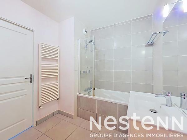 GENAS secteur Azieu Centre - TYPE 4 de 85,19 m² avec balcon et garage double dans résidence de 2015 labellisée BBC