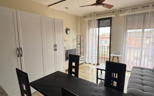 Appartement à louer    1 pièce • 24 m2 Plaisance-du-Touch