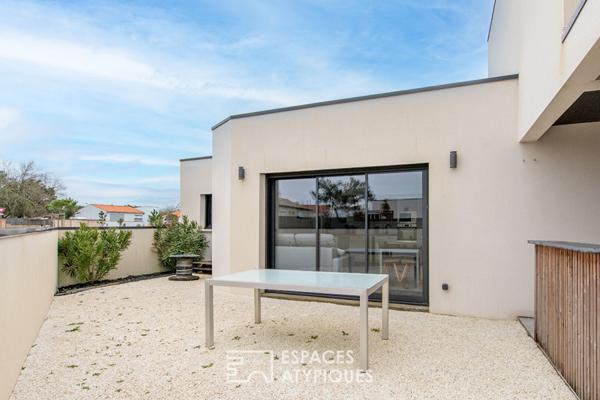 Maison contemporaine avec jardin à deux pas de la côte sauvage