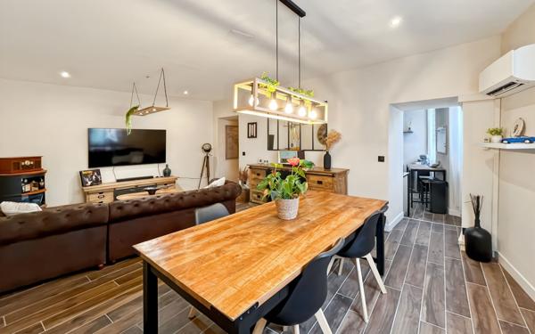 Appartement à vendre    3 pièces •  Cuers