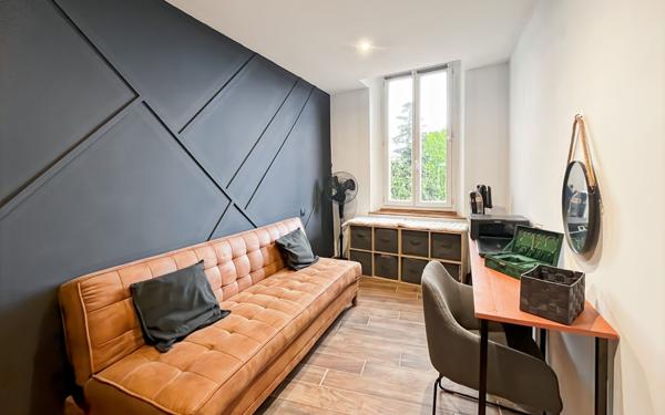 Appartement à vendre    3 pièces •  Cuers