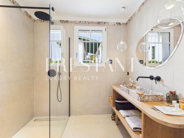 Rare en plein coeur de Guéthary, maison rénovée avec jardin, GUETHARY