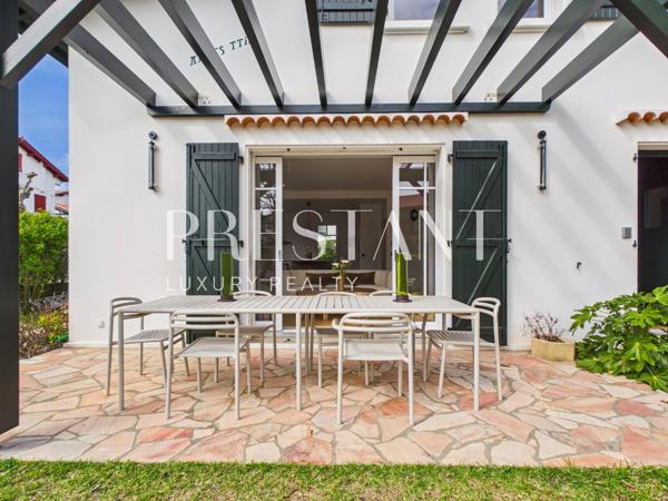 Rare en plein coeur de Guéthary, maison rénovée avec jardin, GUETHARY
