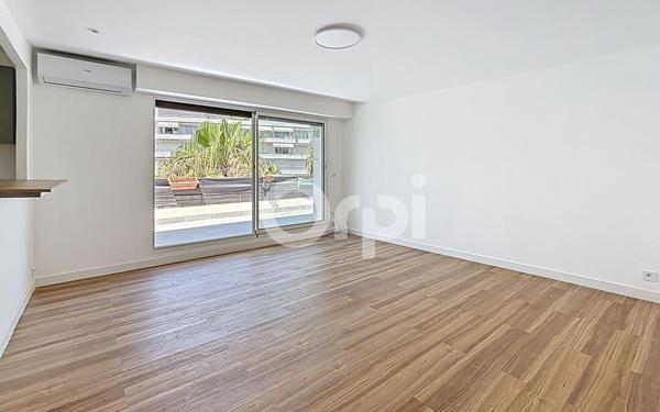 Appartement à vendre    1 pièce • 36,05 m2 Juan-les-Pins - Antibes