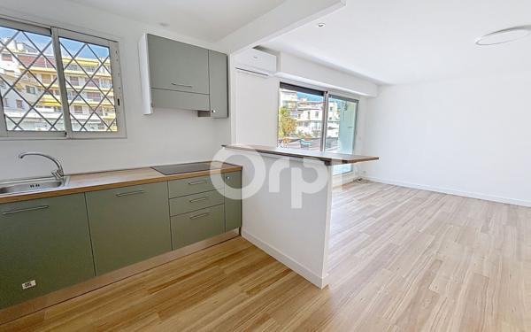 Appartement à vendre    1 pièce • 36,05 m2 Juan-les-Pins - Antibes