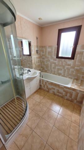 Pavillon sur sous sol 4 chambres
