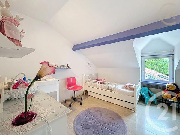 Maison à vendre  7 pièces - 151 m 2   PRINGY  - 77