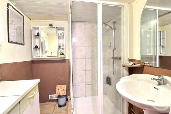 Maison à vendre  7 pièces - 155,90 m 2   LA FERTE SOUS JOUARRE  - 77