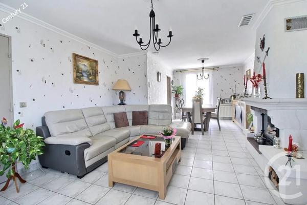 Maison à vendre  7 pièces - 155,90 m 2   LA FERTE SOUS JOUARRE  - 77