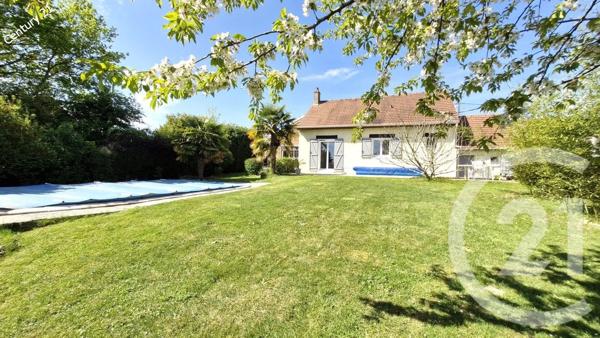 Maison à vendre  7 pièces - 155,90 m 2   LA FERTE SOUS JOUARRE  - 77