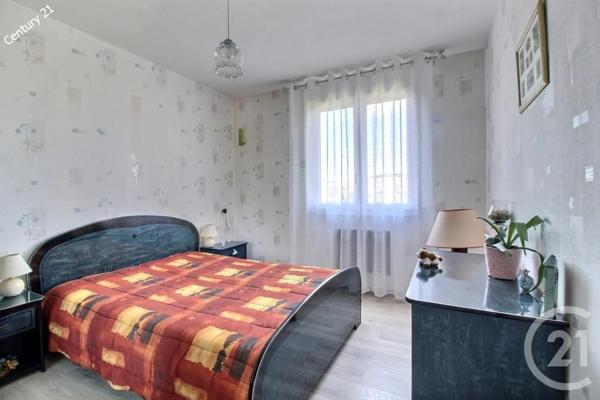 Maison à vendre  7 pièces - 155,90 m 2   LA FERTE SOUS JOUARRE  - 77