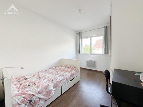 Saint-Genis-Pouilly (01630) Maison Individuelle 6 Pièces 136 m2