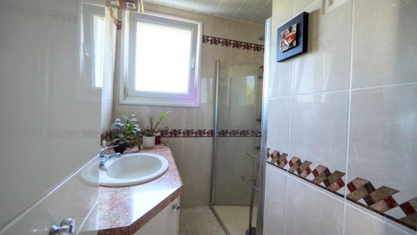 Exclusif pavillon de plain-pied . Berteaucourt-les-Dames (80850)