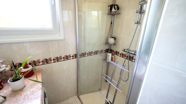 Exclusif pavillon de plain-pied . Berteaucourt-les-Dames (80850)