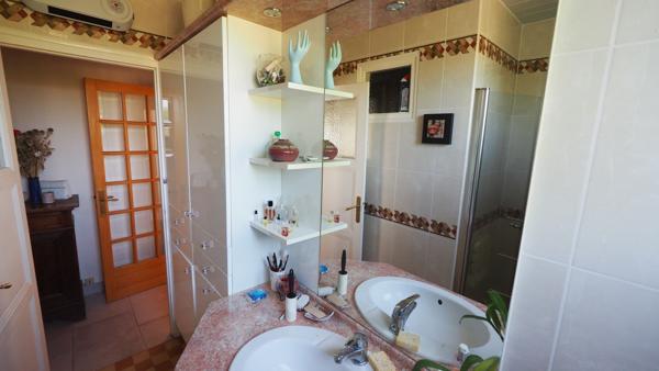 Exclusif pavillon de plain-pied . Berteaucourt-les-Dames (80850)