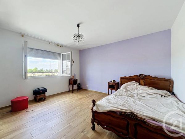Maison à vendre  7 pièces - 200 m 2   ORMES  - 45