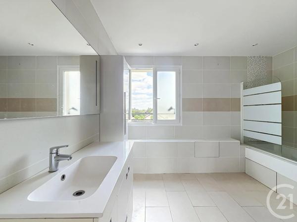 Maison à vendre  7 pièces - 200 m 2   ORMES  - 45