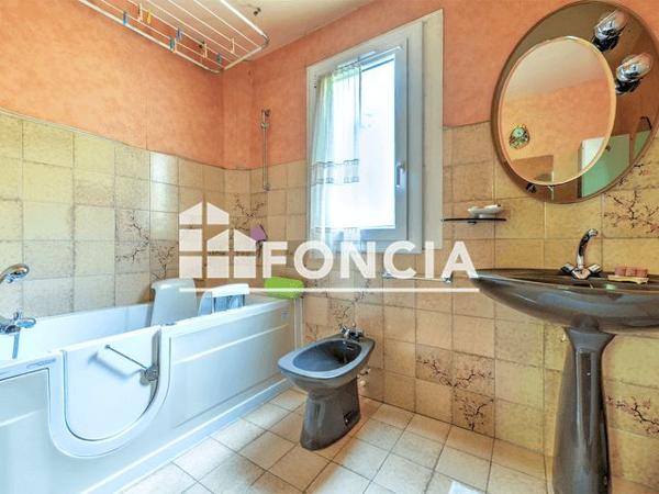 Appartement 6 pièces T6 F6 100 m² à Verneuil-sur-seine 78480 à vendre