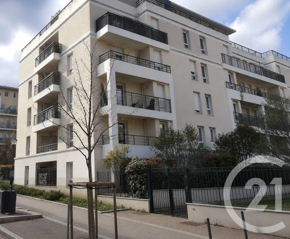 Appartement F3 à vendre  3 pièces - 68,32 m 2   MASSY  - 91