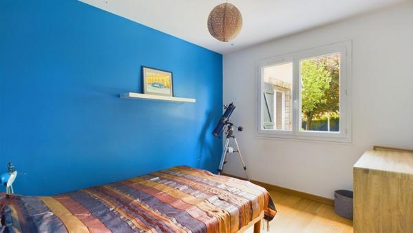 Maison familiale 4 chambres avec jardin arboré