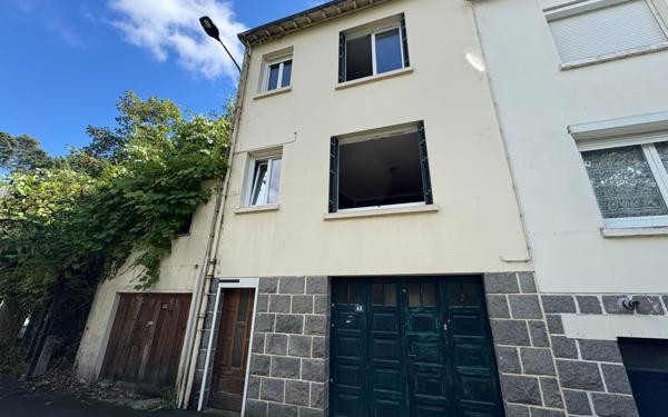 Maison à vendre    3 pièces •  Saint-Brieuc