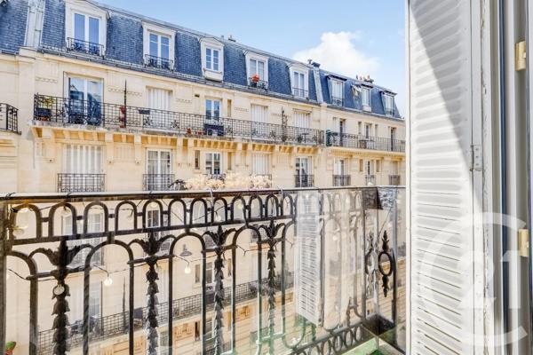Appartement à vendre  2 pièces - 43,02 m 2   PARIS  - 75015