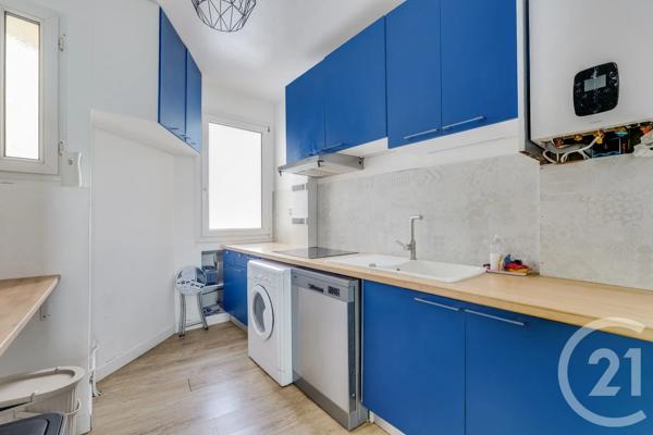Appartement à vendre  2 pièces - 43,02 m 2   PARIS  - 75015