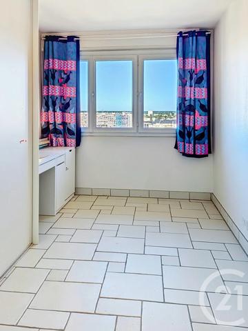 Appartement F4 à vendre  4 pièces - 80 m 2   ORLEANS  - 45