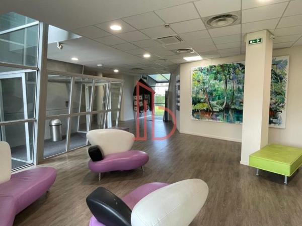 Bureau de 200 m² à louer à Bordeaux Ouest-Merignac