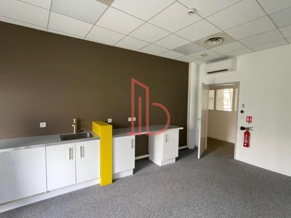 Bureau de 200 m² à louer à Bordeaux Ouest-Merignac