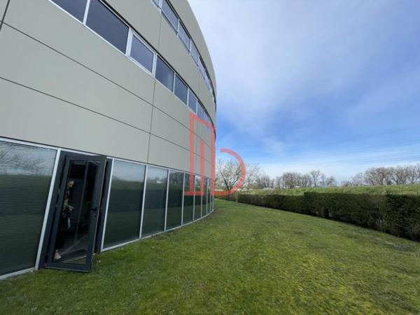 Bureau de 200 m² à louer à Bordeaux Ouest-Merignac