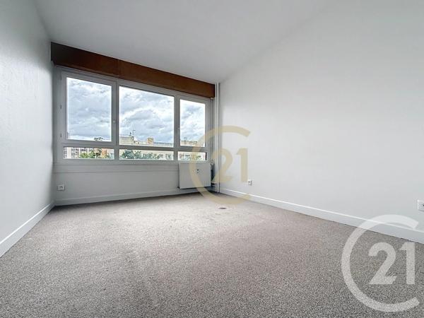 Appartement F3 à vendre  3 pièces - 67,06 m 2   NANTERRE  - 92