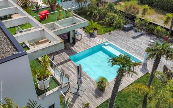 Maison à vendre    5 pièces •  Sanary-sur-Mer