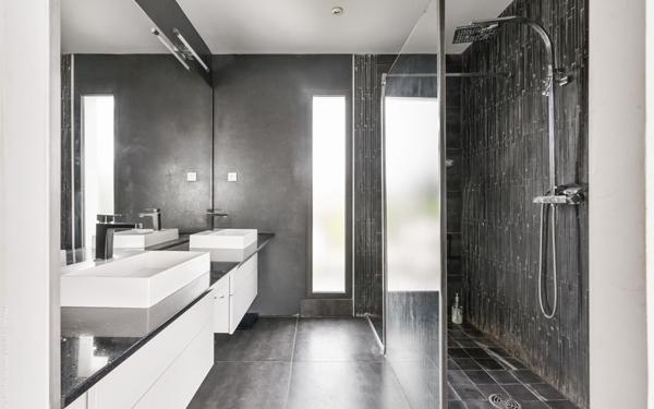 Maison à vendre    5 pièces •  Sanary-sur-Mer