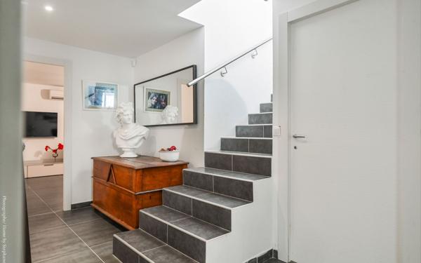 Maison à vendre    5 pièces •  Sanary-sur-Mer