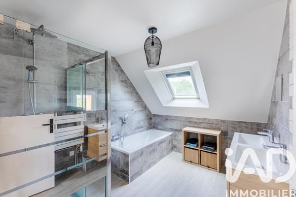 Maison à vendre 6 pièces 138 m² Andrésy