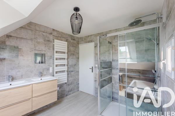 Maison à vendre 6 pièces 138 m² Andrésy