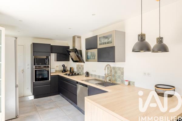 Maison à vendre 6 pièces 138 m² Andrésy