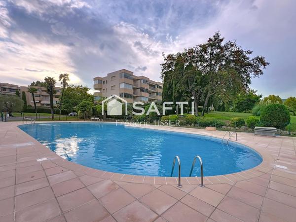 Mandelieu - Studio avec Alcove + Garage et cave.