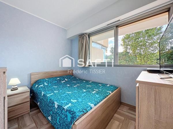 Mandelieu - Studio avec Alcove + Garage et cave.