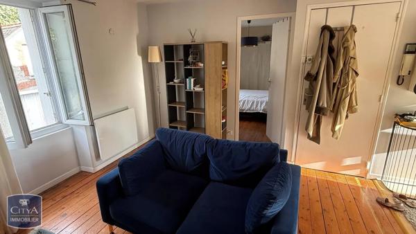 Appartement à louer 2 pièces 47.11m² Blois (41000)