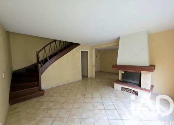 Maison à vendre 6 pièces 102 m² Le Chesnay-Rocquencourt