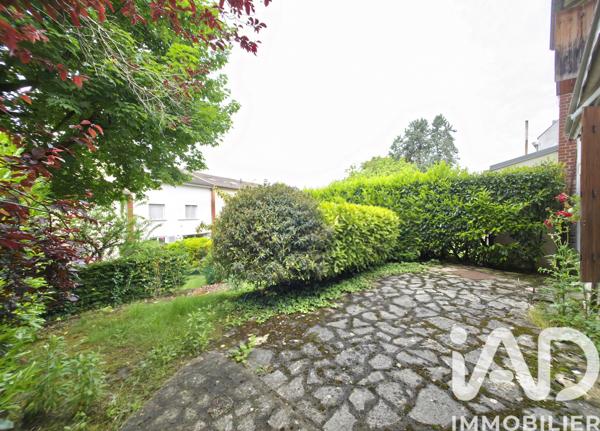 Maison à vendre 6 pièces 102 m² Le Chesnay-Rocquencourt