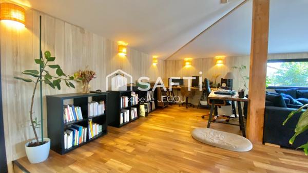 Maison ossature bois rénovée avec sa belle extension à peine terminée offre un cadre de vie chaleureux