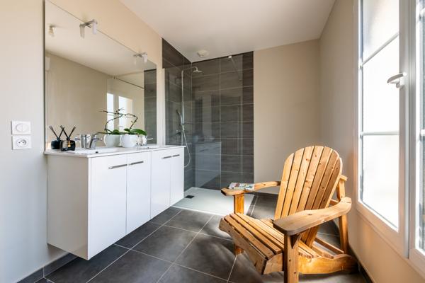 Crécy-la-Chapelle – Élégante contemporaine familiale de 175 m², 5 chambres