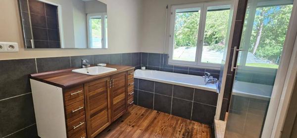 Maison avec confort de plain pied Terrain + 4000m²