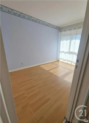 Appartement F4 à vendre  4 pièces - 73,45 m 2   BOUSSY ST ANTOINE  - 91