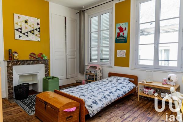 Demeure 7 pièces de 156 m² à Gaillon (27600)